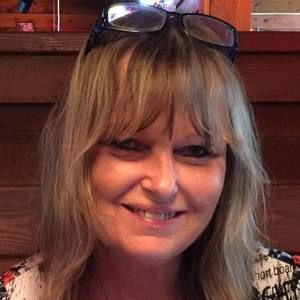 Meet your Posher, Rochelle